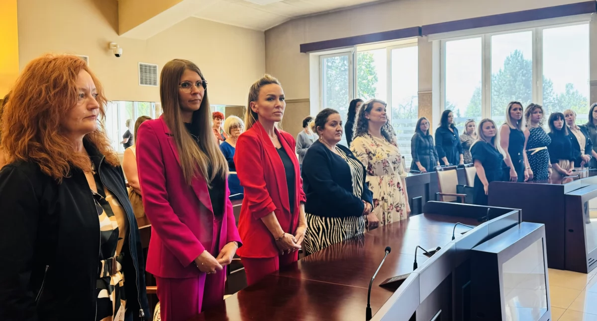 Jaworzno: Nauczyciele odebrali akty awansu zawodowego