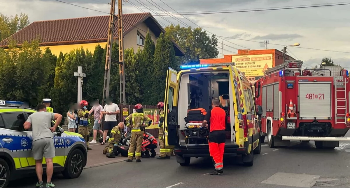 Wypadek na ulicy Szczakowskiej. Pijany mężczyzna potrącił motocyklistę