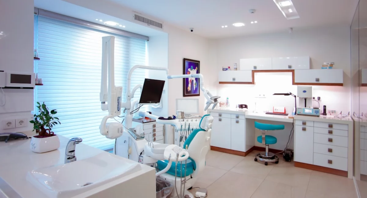 5 powodów, dla których warto kupować sprzęt NSK i KAVO w sprawdzonej hurtowni dentystycznej