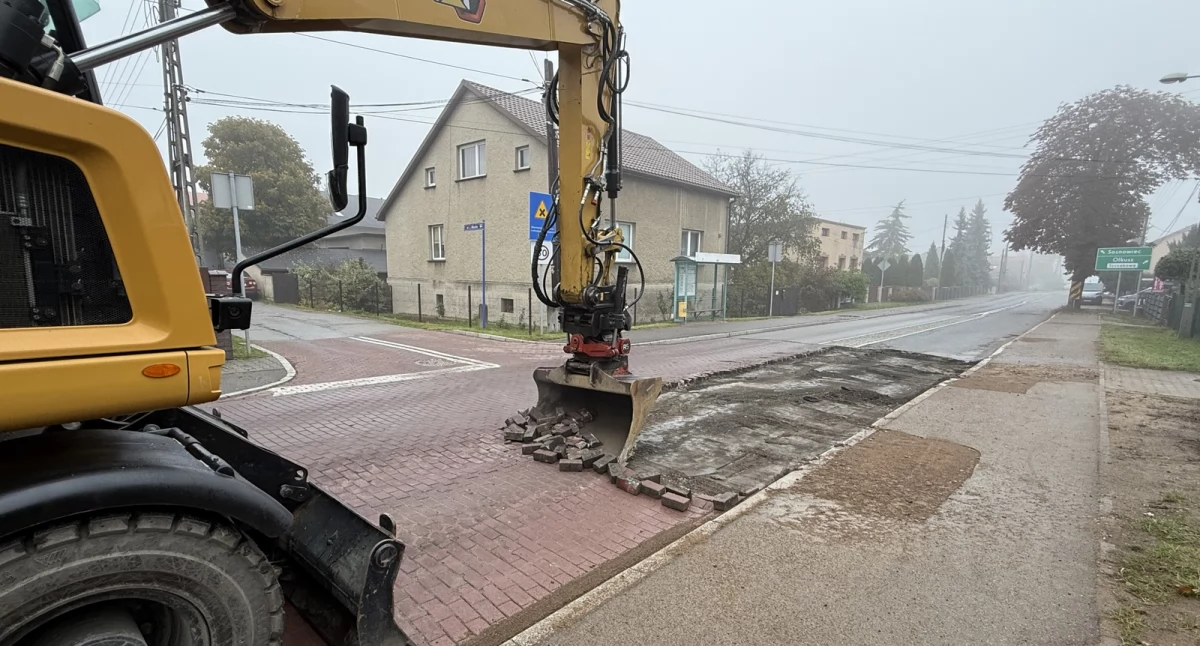 Demontaż kostki na ulicy Jaworznickiej