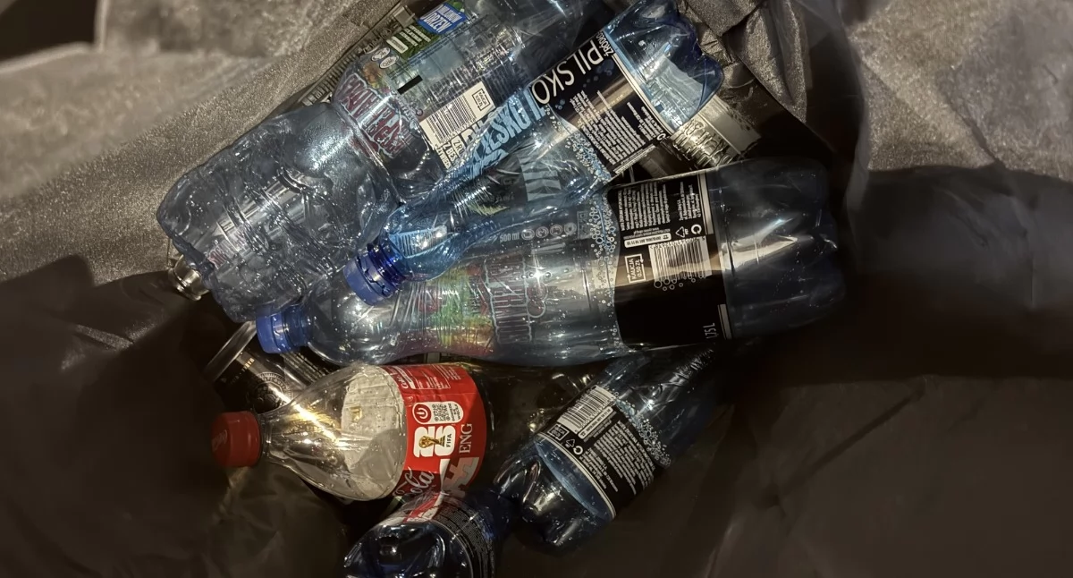 Mniej plastiku i szkła w odpadach. Pierwsze efekty systemu kaucyjnego w Jaworznie