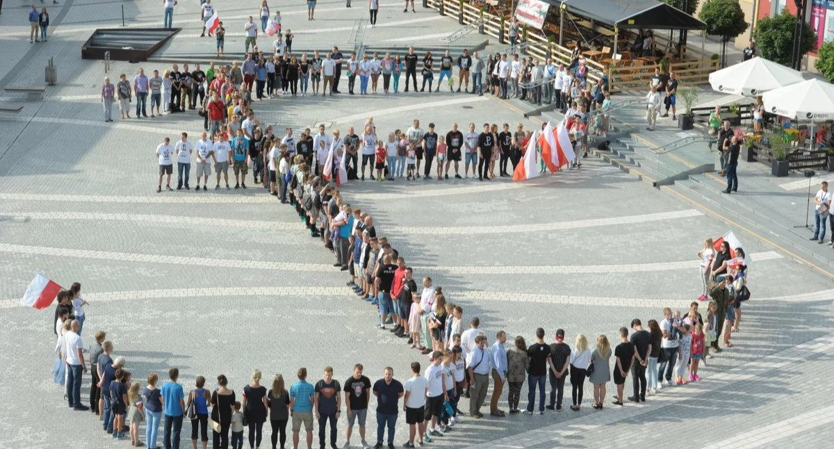 82. rocznica wybuchu powstania warszawskiego w Jaworznie. Powstanie żywy znak Polski Walczącej