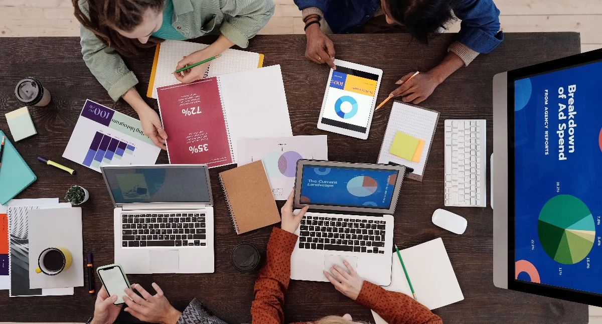 Content marketing w praktyce – budowanie wartości w świecie algorytmów