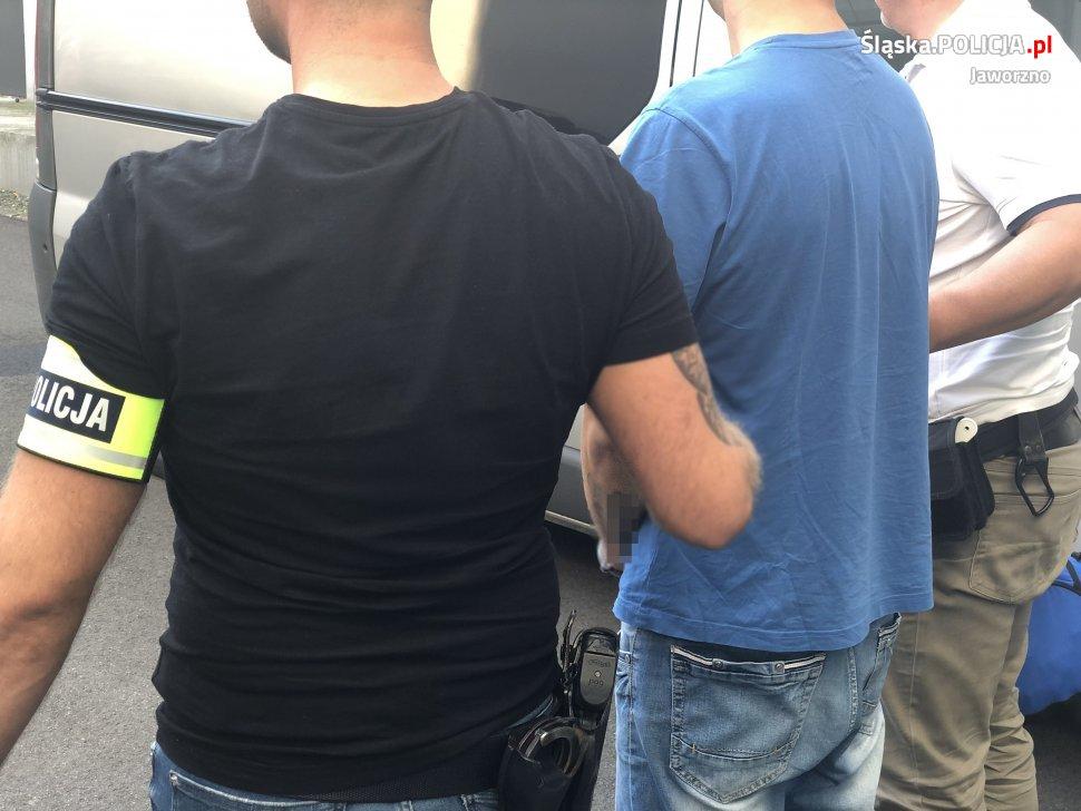 Poszukiwany wpadł przy kradzieży alkoholu