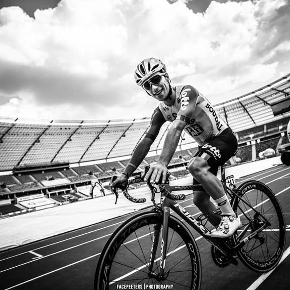 Start Tour de Pologne w Jaworznie w cieniu żałoby