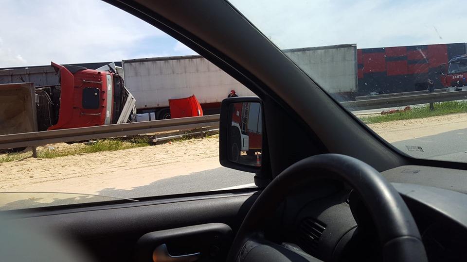 Zablokowana droga S1 w kierunku Częstochowy. Zginął motocyklista