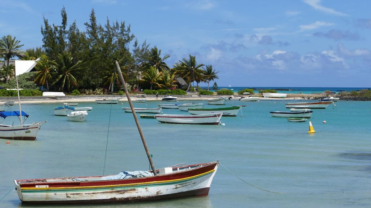 Z biurem podróży można odbyć niezapomniane wycieczki, Mauritius urzeknie swoją egzotyką i pięknem
