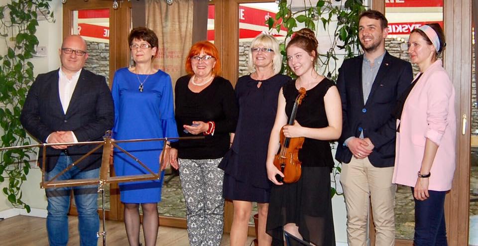 Emilia Szłapa koncertowała w Trzech Bramach