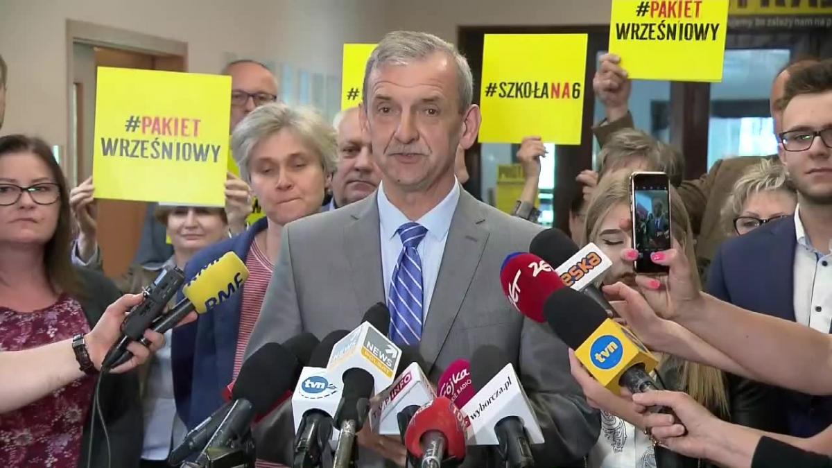 Koniec strajku w szkołach