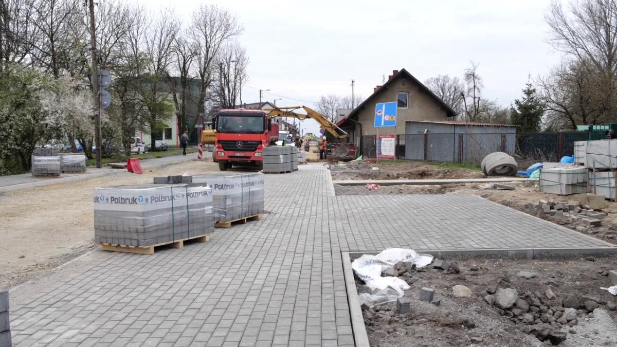 Ul. św. Wojciecha wciąż w remoncie. Zatoczek już nie ma