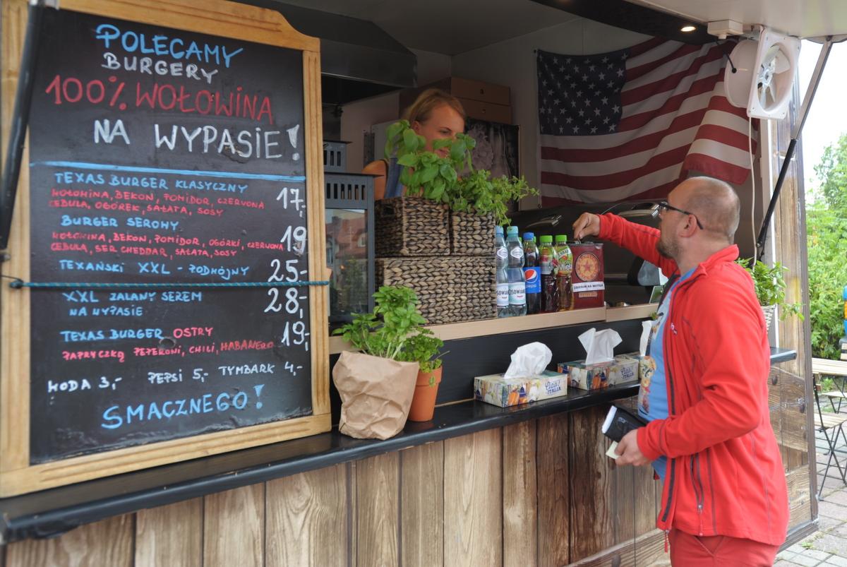 FoodTrucki zaparkują na Azotanii