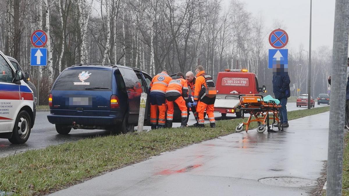 Wjechał w Opla. Za kierownicą była ciężarna
