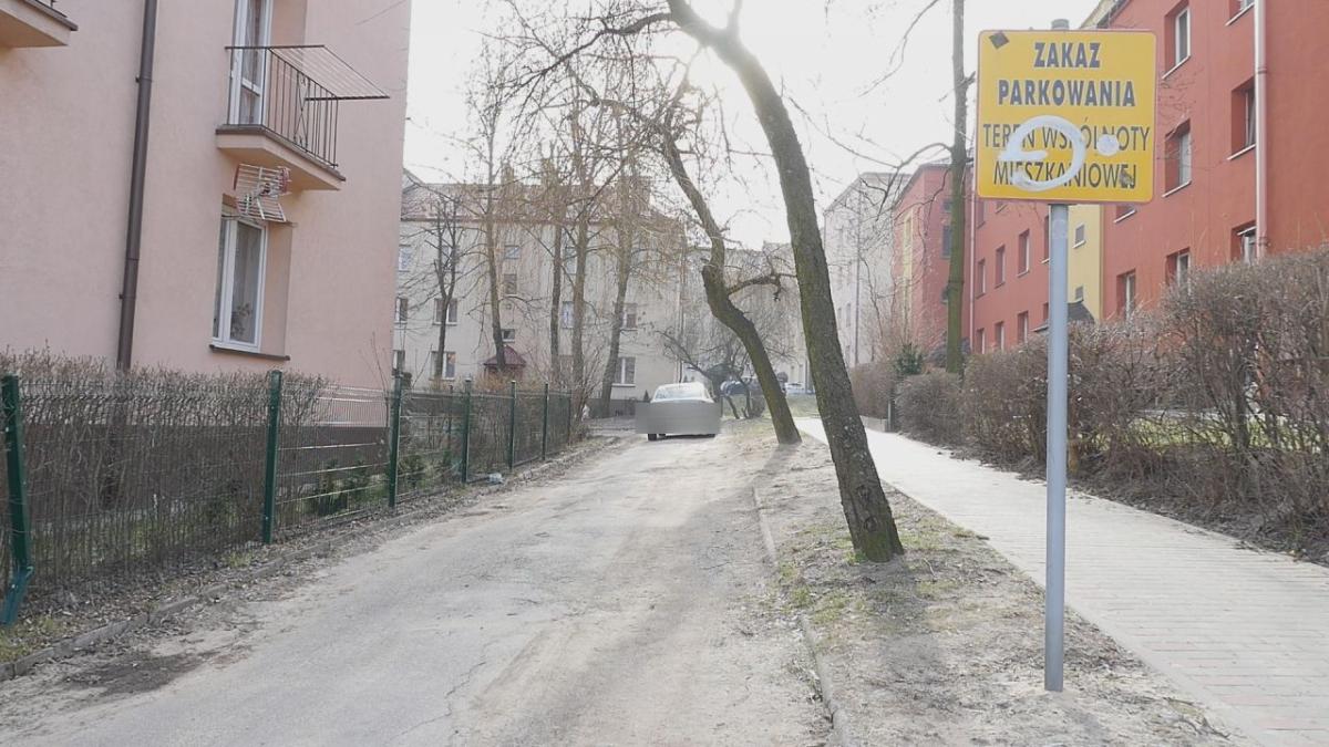 Seniorzy z ul. Gwarków proszą o kontenery