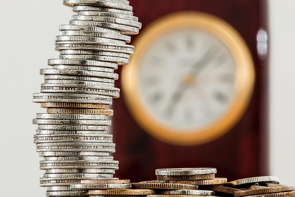 ARL CHCE DAĆ 25 TYS. ZŁ SIEDMIU OSOBOM