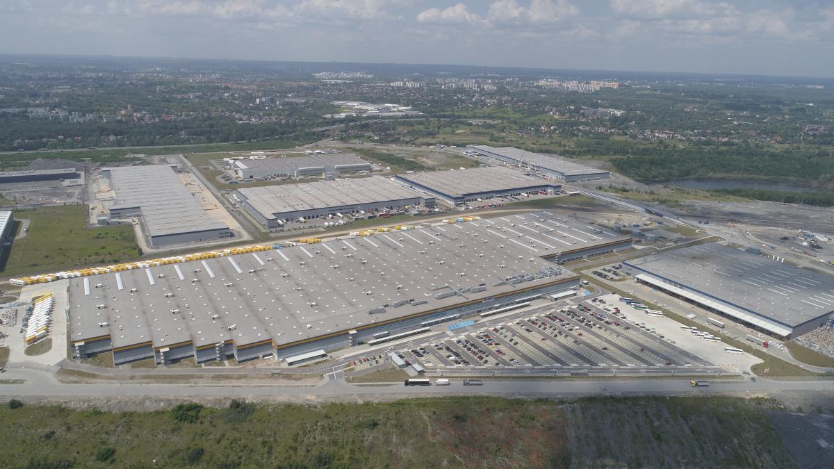 Amazon zakończył coroczny przegląd wynagrodzeń w Polsce i wciąż zwiększa zatrudnienie