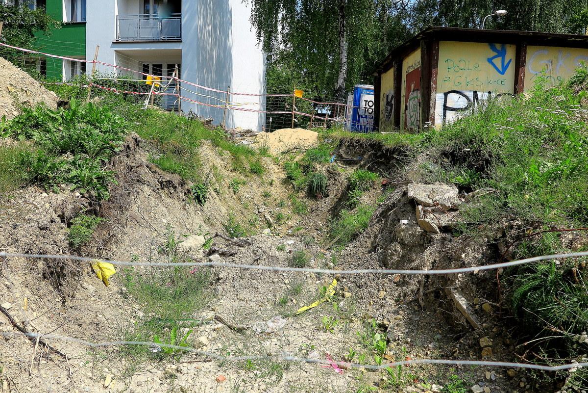 Trwa likwidacja zapadliska na Podwalu