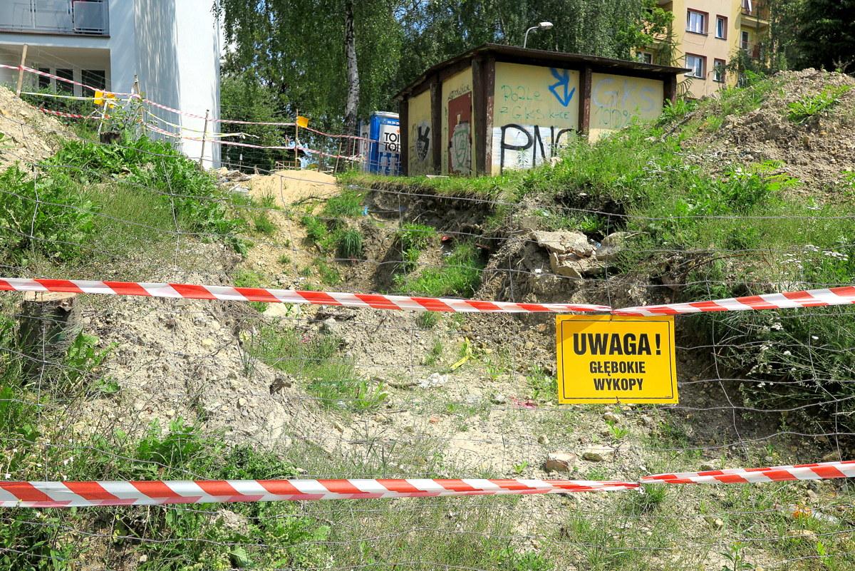 Ruszyły prace przy zapadlisku na Podwalu