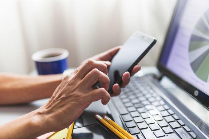 Czy bezpieczne jest korzystanie z pożyczek online bez weryfikacji baz dłużników?