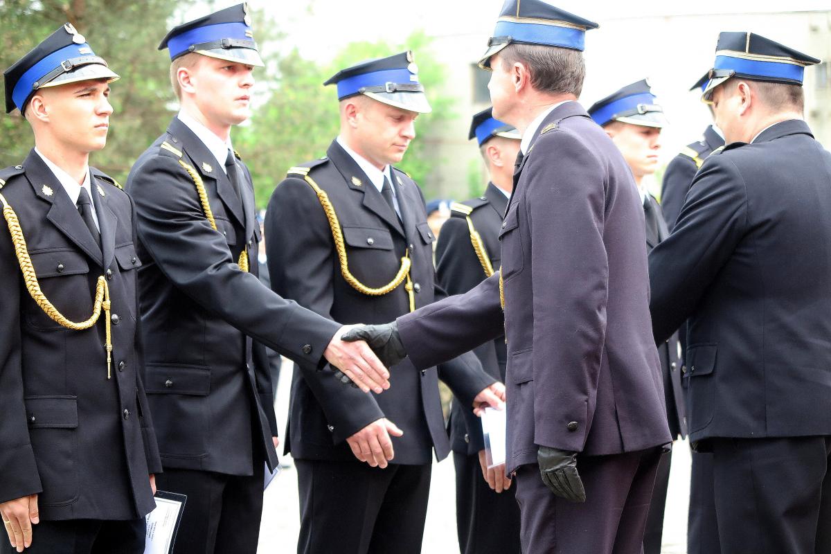 Awanse, gratulacje i przemówienia - Dzień Strażaka w PSP Jaworzno