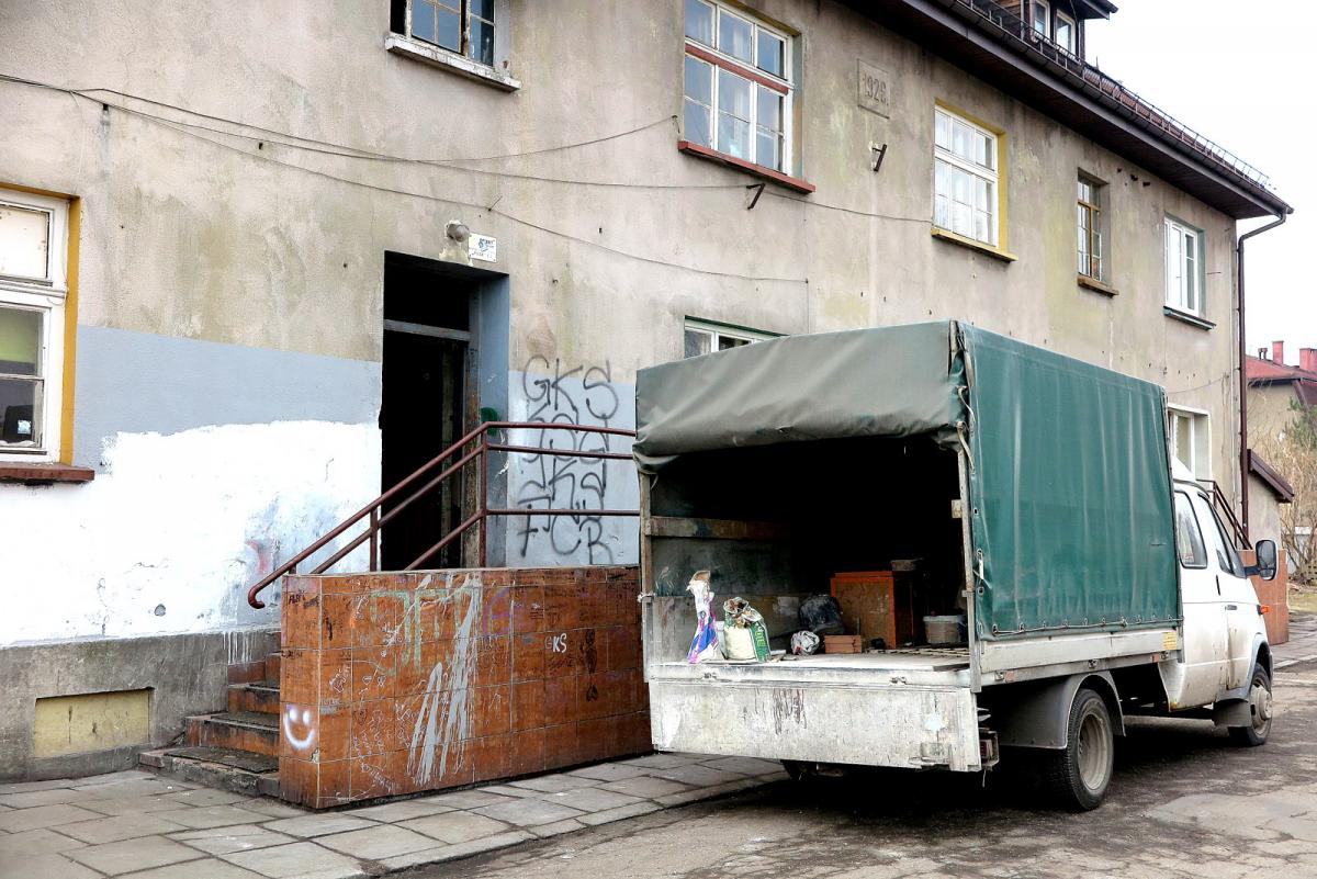 Ruszyły prace remontowe w budynku socjalnym przy ul. Poniatowskiego