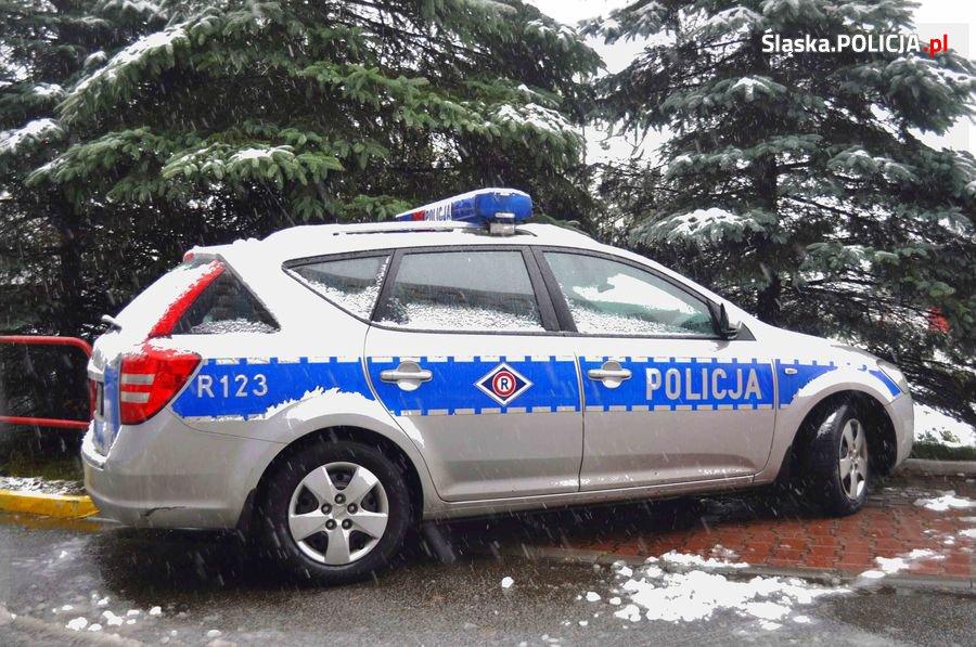 Zdążyć z pomocą  - kontrole pustostanów i apel policjantów