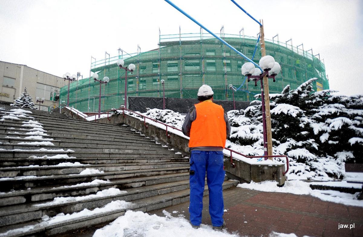 Trwa remont Hali Widowiskowo-Sportowej