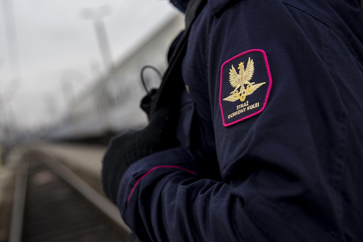 Pijane nastolatki na stacji w Szczakowej