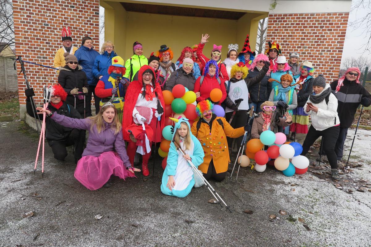 Nord Walkers na karnawałowo