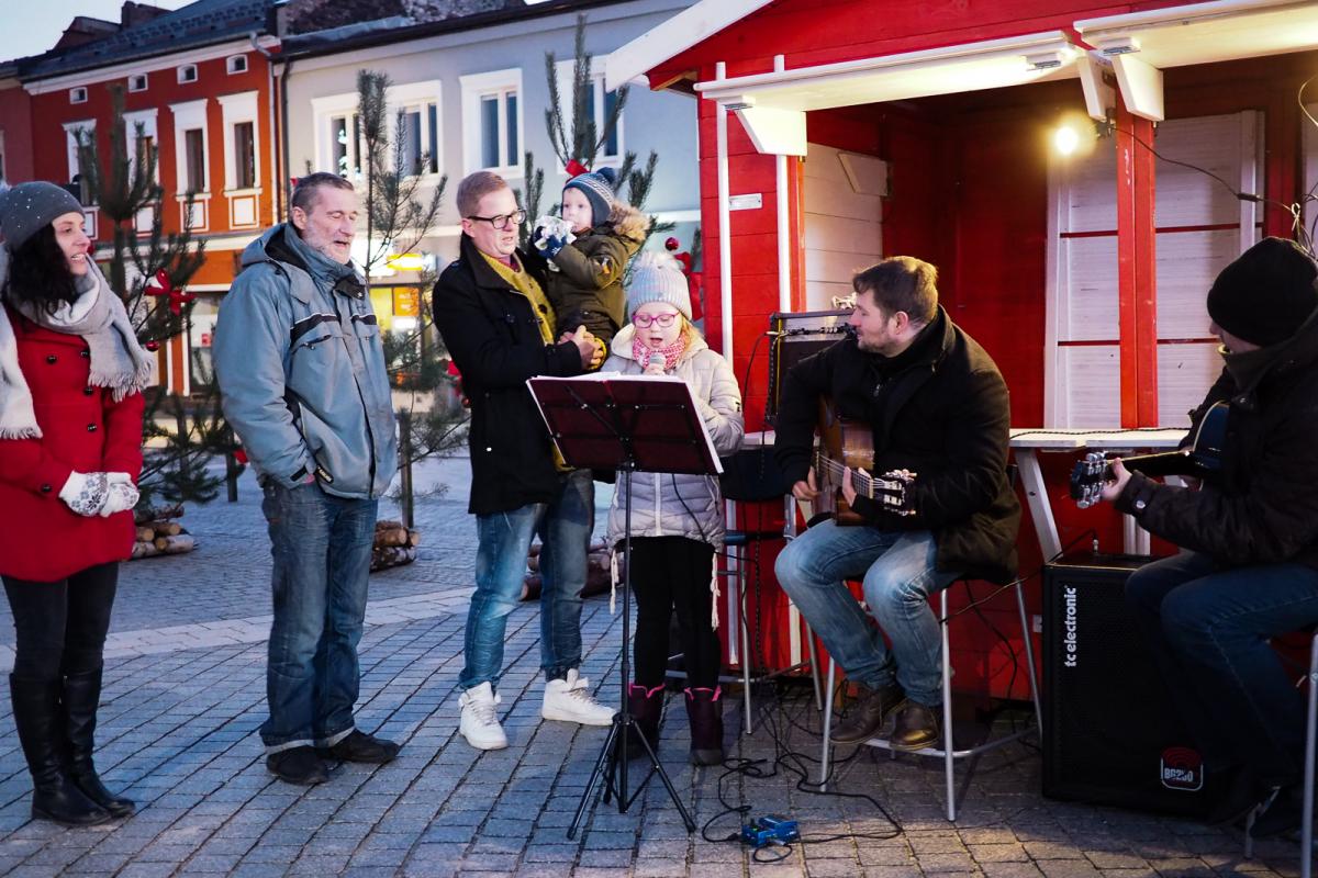 Mini koncert kolęd na Rynku