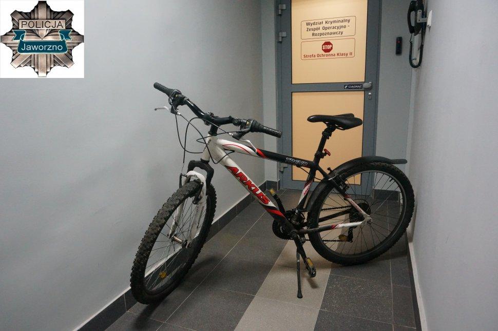 Policjanci poszukują właściciela roweru
