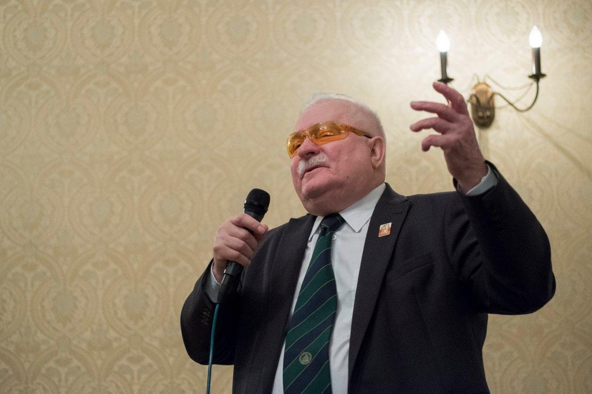Lech Wałęsa w Jaworznie o Macierewiczu - 