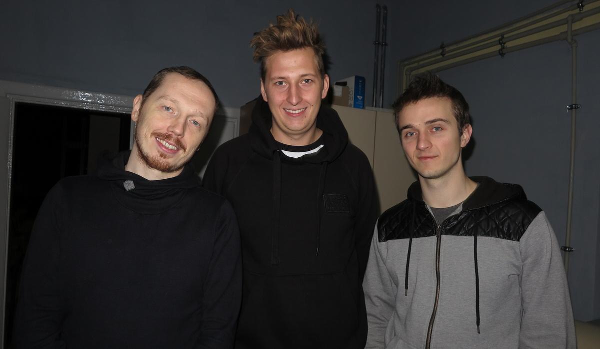 Standuperzy Dąbrowski i Szumowski w Klubie Relax