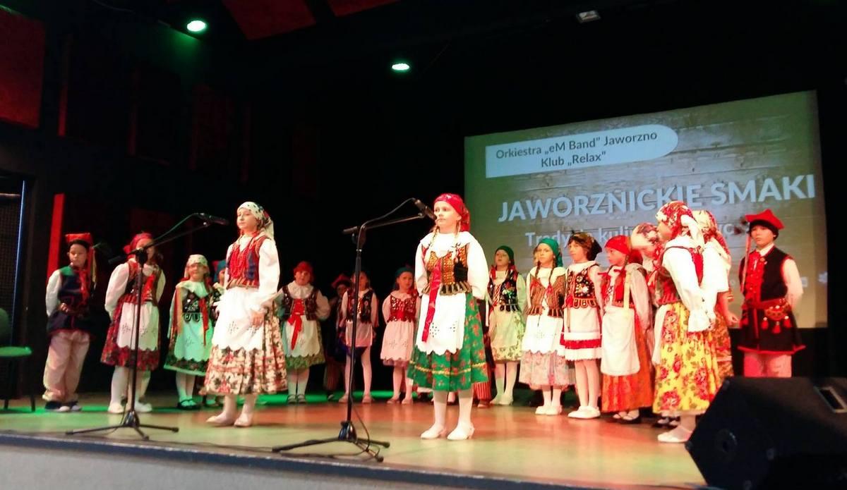 Jaworznickie smaki - wodzianka, kluski tlone z zielonkami, groch z kapustą