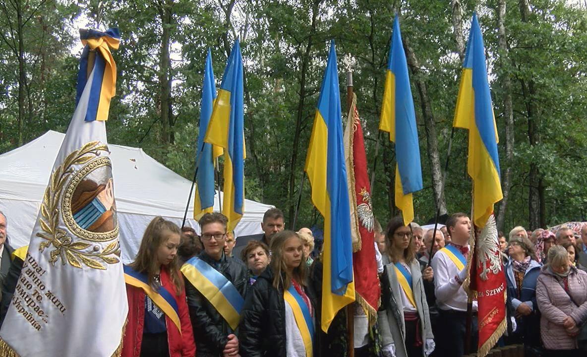 Panachyda na jaworznickim cmentarzu poobozowym
