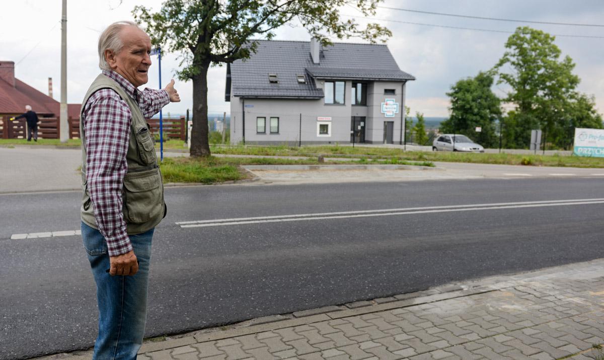 Przystanek i przejścia – tak. Ale na zakręcie?