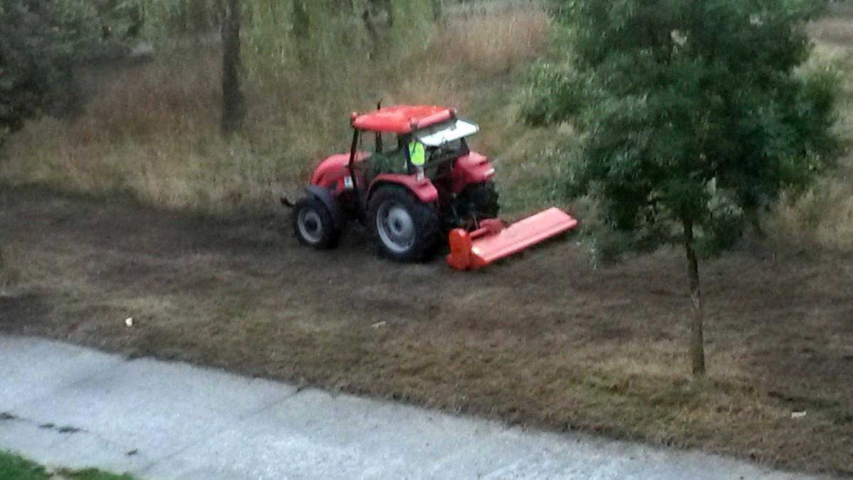 Trawa na Kalinowej skoszona