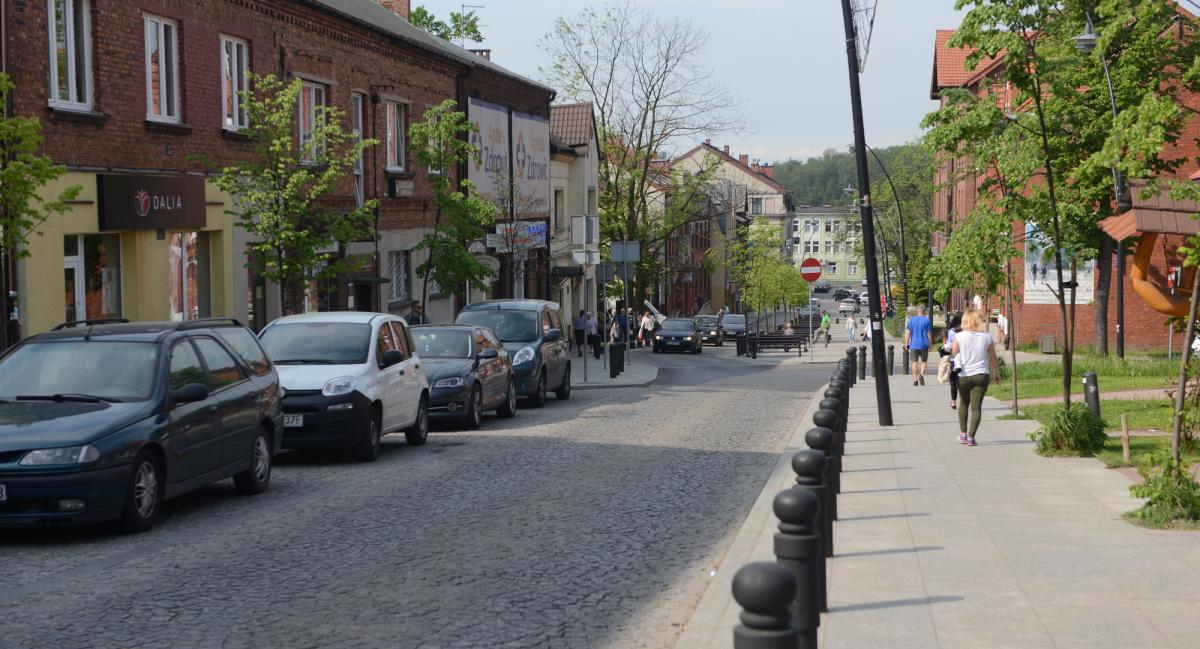 Handel umiera, nie ma miejsc parkingowych - list do redakcji