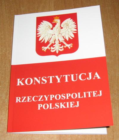 Chcecie zmieniać? Najpierw szanujcie Konstytucję!