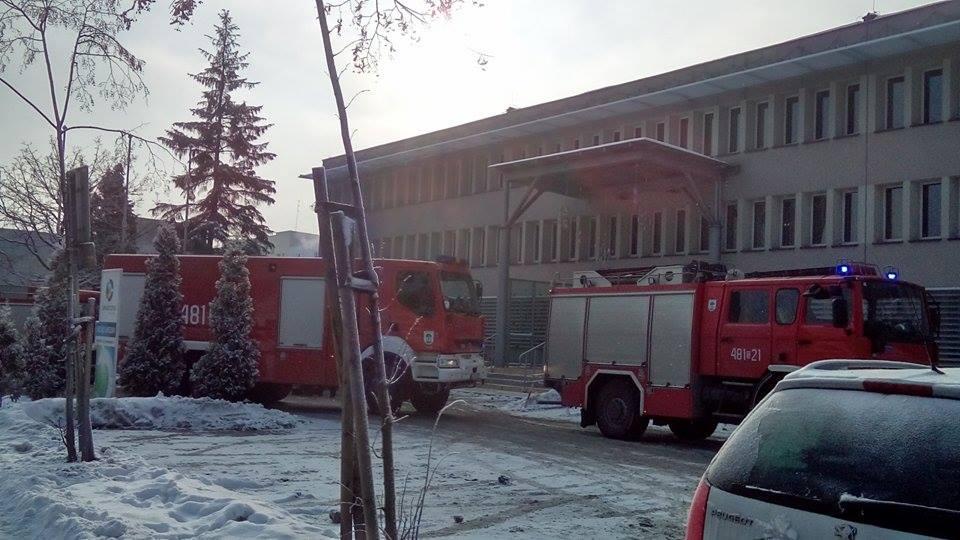 Akcja strażaków pod Urzędem Miejskim
