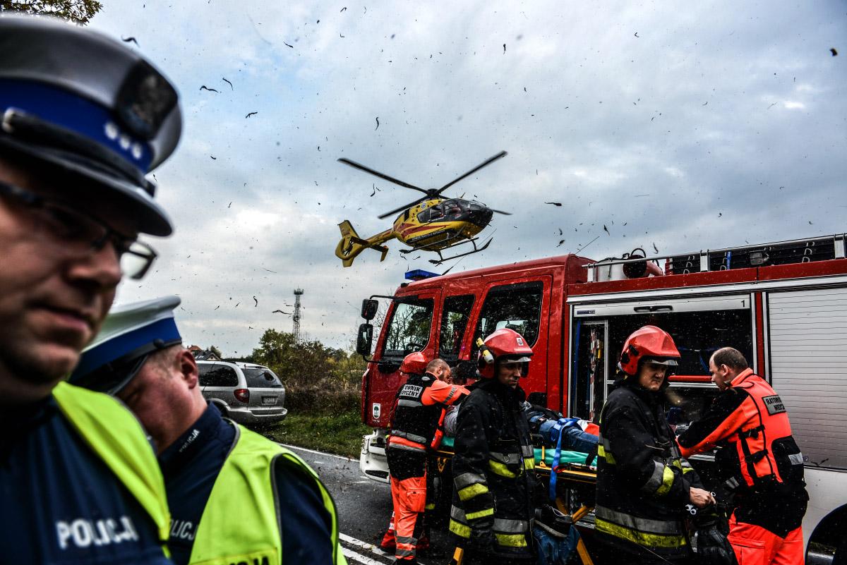 Wypadek na Krakowskiej. Zobacz akcję ratowniczą
