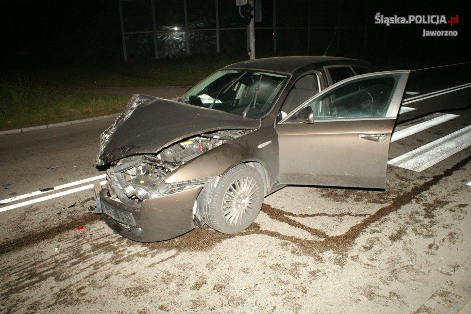 Wypadek na Olszewskiego. Dwie osoby w szpitalu