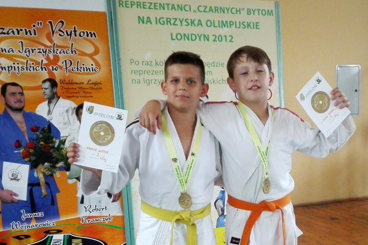 ZAWODNICY GUJA JIUJUTSU POGROMCAMI JUDOKÓW