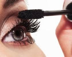 False Lash Wings Intenza od L’Oreal Paris - tusz, który zamieni Twoje rzęsy w skrzydła motyla!