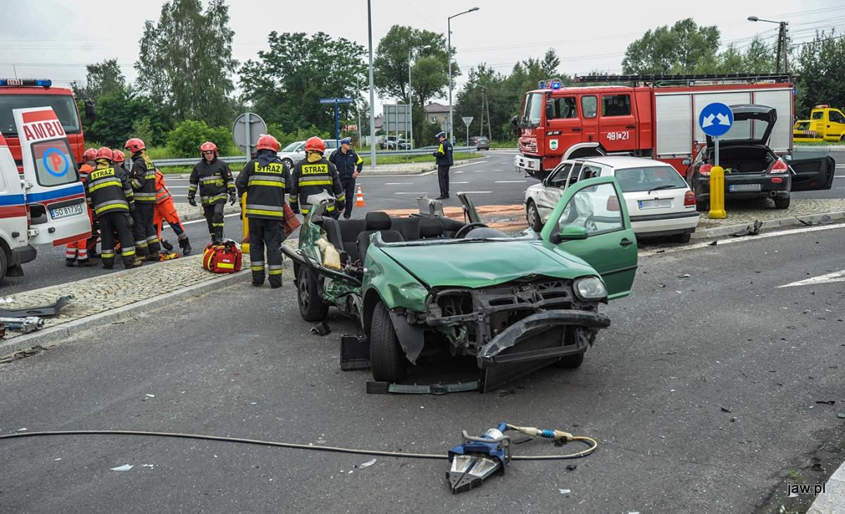 Wypadek na DWR. Poszkodowanego zabrał helikopter