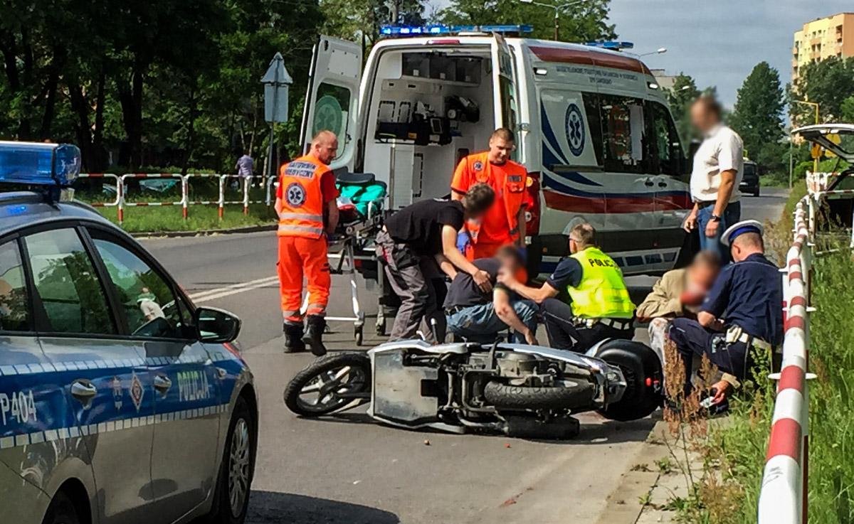 Wypadek na Podłężu. Pieszy z poważnymi obrażeniami