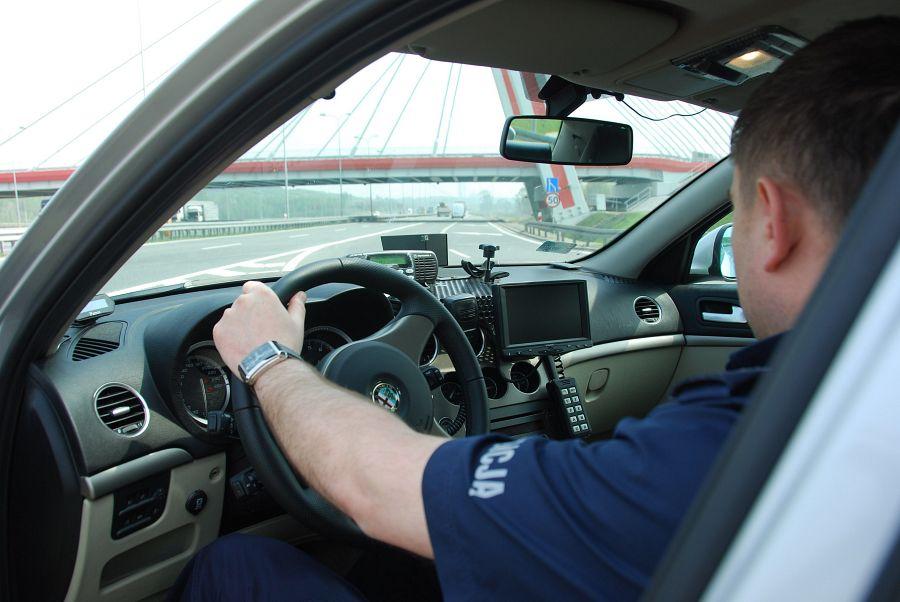Policjanci ostrzegają przed weekendem