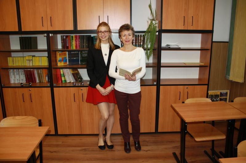 Zuzanna Nowak z II LO z tytułem Finalisty Olimpiady Literatury i Języka Polskiego