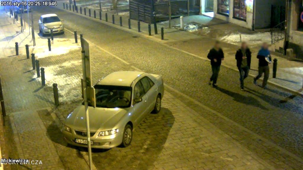Policja zatrzymała podejrzanych o zdewastowanie zegara