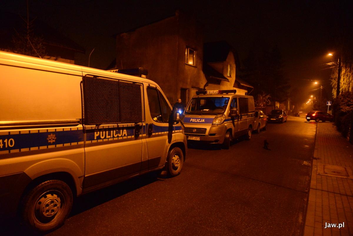 20-latek ugodził nożem swojego kolegę. Zobacz zdjęcia z akcji policji