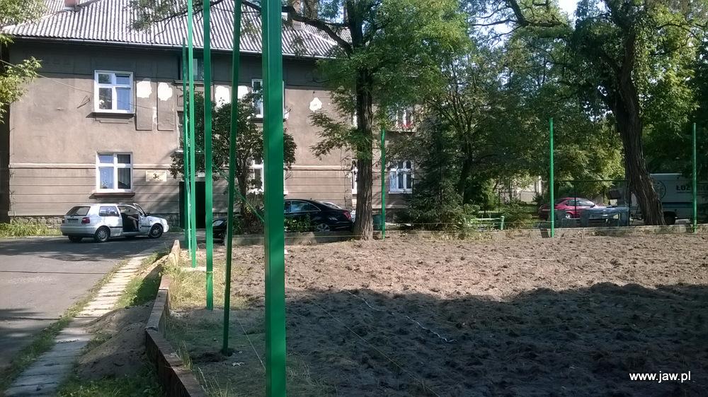 Sprawa boiska w Pieczyskach: Urząd odpowiada
